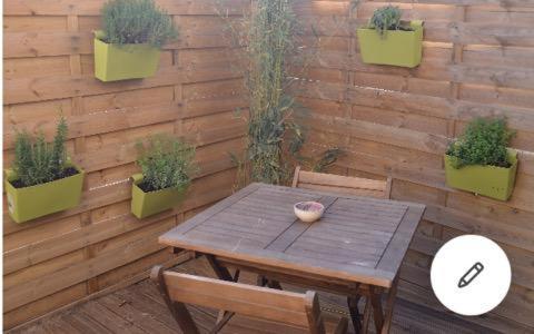 Rdc, Terrasse, Parking * Bandol